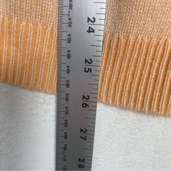Pure Collection 100% Cashmere Light Orange V-Neck Sweater Size 12 - Picture 10 of 11
